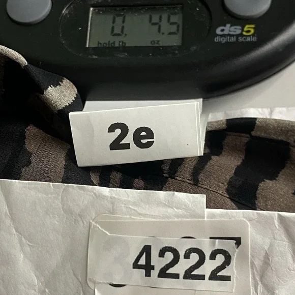 Chicos Tiger Button-Up Silk Blouse Womens 2X Casual Chic Mature Layering‎ Sheer - Picture 7 of 8